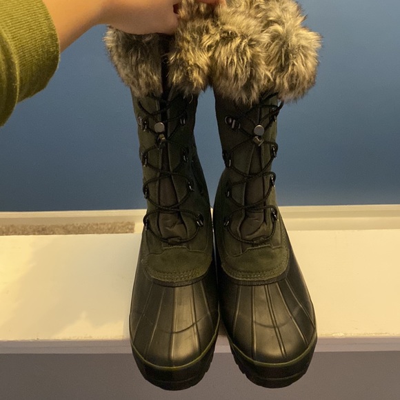 BRAND NEW Lands End Boots - Picture 3 of 4